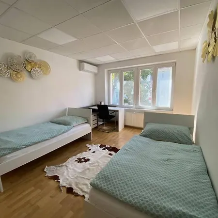 V Centre Mesta Apartment